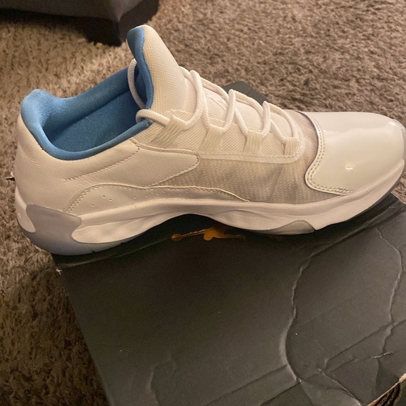 Jordan 11 CMFT Low - Picture 5 of 6